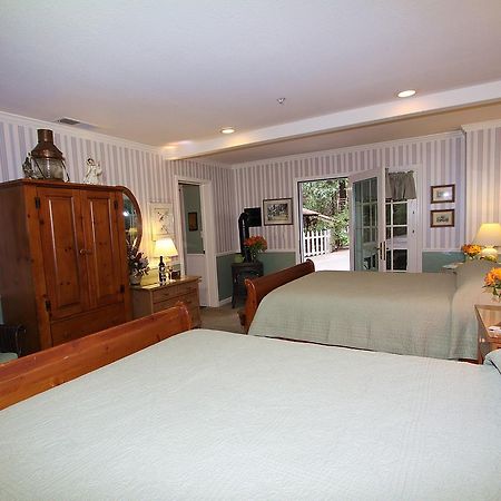 Mccaffrey House Bed And Breakfast Inn Twain Harte Exterior photo