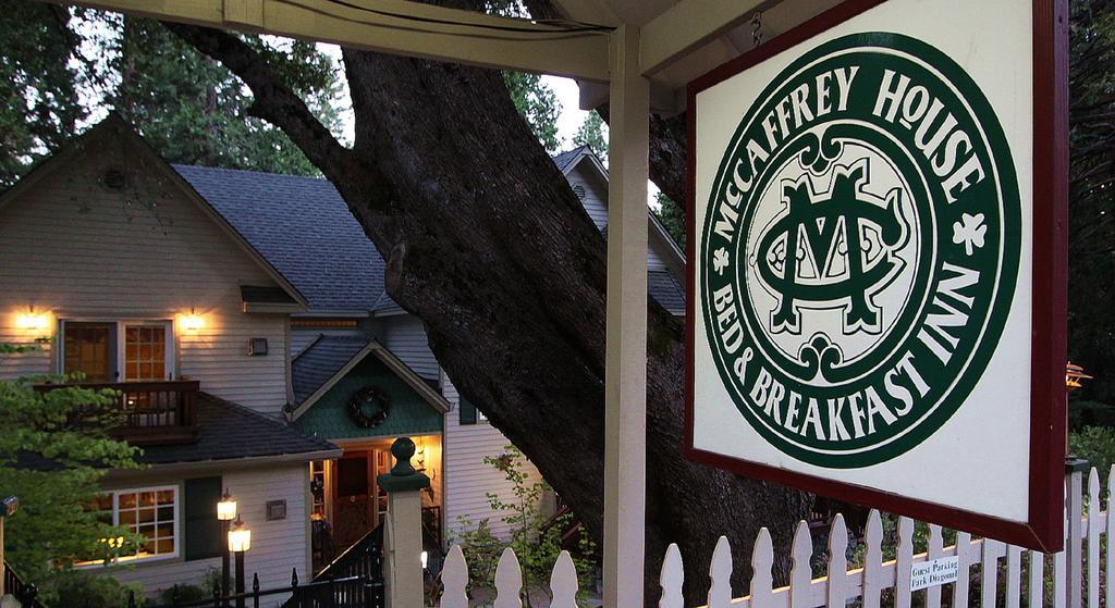Mccaffrey House Bed And Breakfast Inn Twain Harte Exterior photo